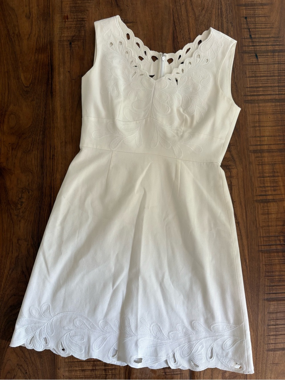 Tahari (A. Levine) Classic Sleeveless White A-Line Dress with Eyelet Detail